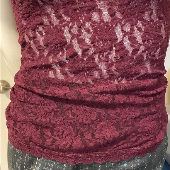 HANKY PANKY LACE CAMISOLE WINE COLORED SIZE SMALL NWOT - Picture 3 of 8